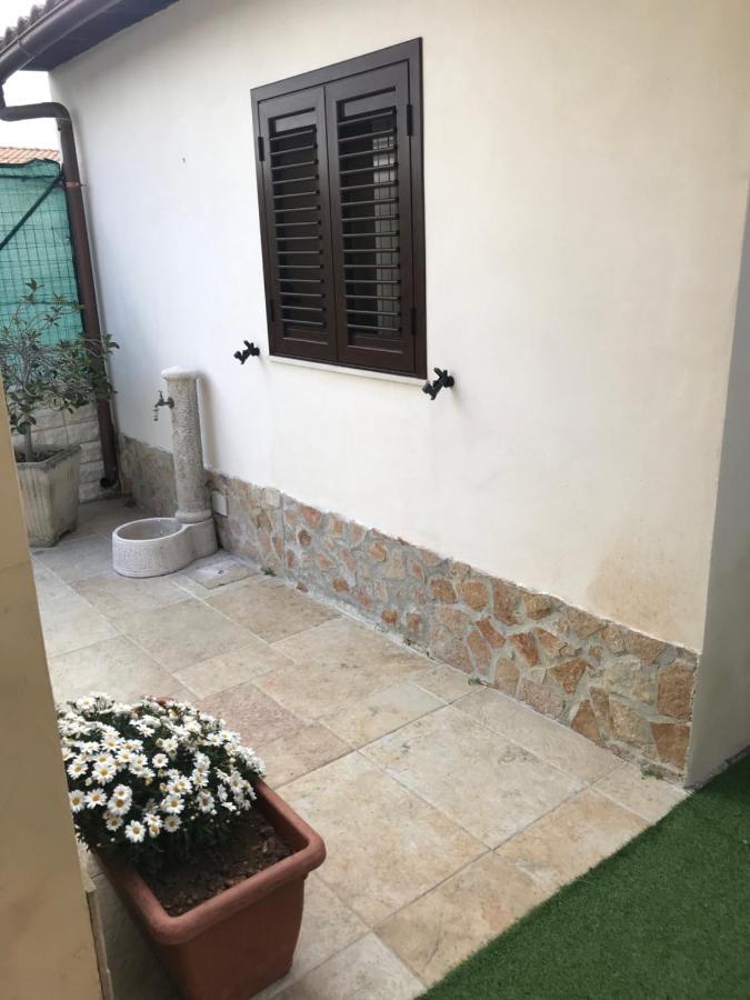 דירות San Corrado di Fuori Casa Rosy מראה חיצוני תמונה